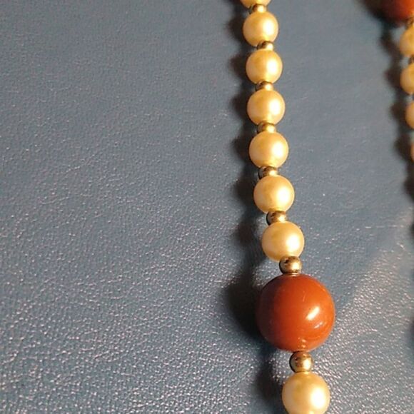 Faux Pearl Brown & Gold Beaded Long Necklace Cottagecore Grandmacore - Picture 7 of 8